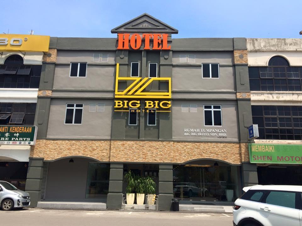 ג'והור בהרו Oyo 89355 Big Big Hotel מראה חיצוני תמונה